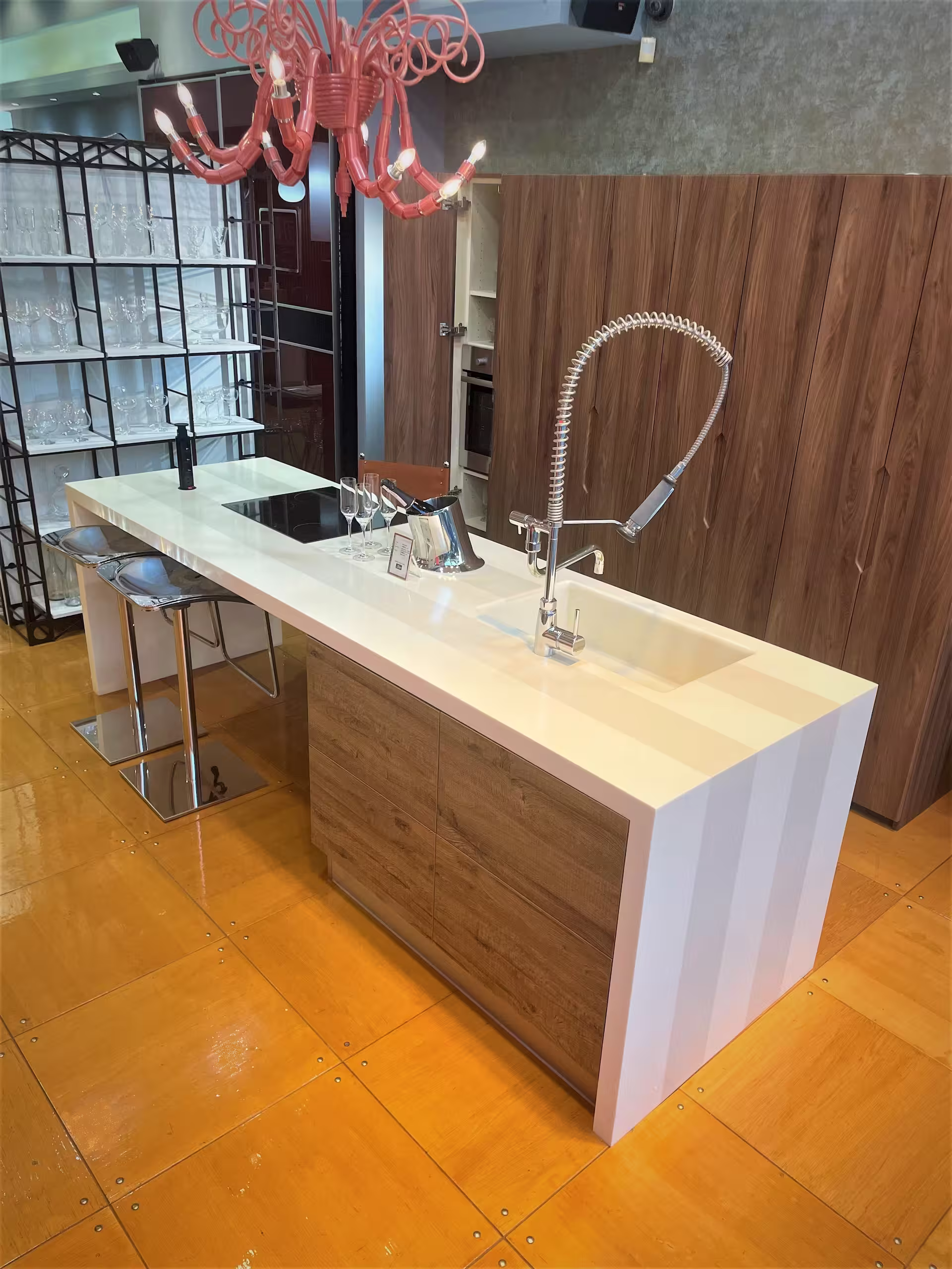 Το showroom του The Kitchen Studio στη Γρηγορίου Λαμπράκη 28, Γλυφάδα, φωτογραφία 1